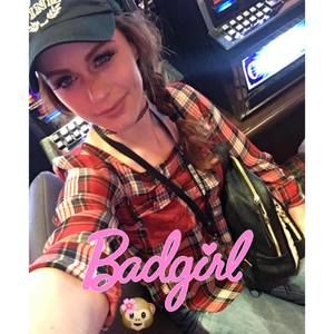 Meet your Posher, Kelli